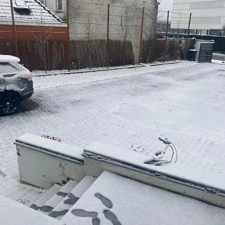 Villa Met 3 Slaapkamers 3badkamers Zwembad Afrit E17