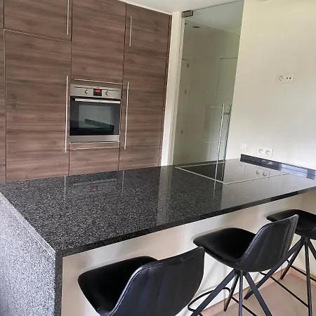Villa Met 3 Slaapkamers 3badkamers Zwembad Afrit E17