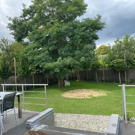 Villa Met 3 Slaapkamers 3badkamers Zwembad Afrit E17 *